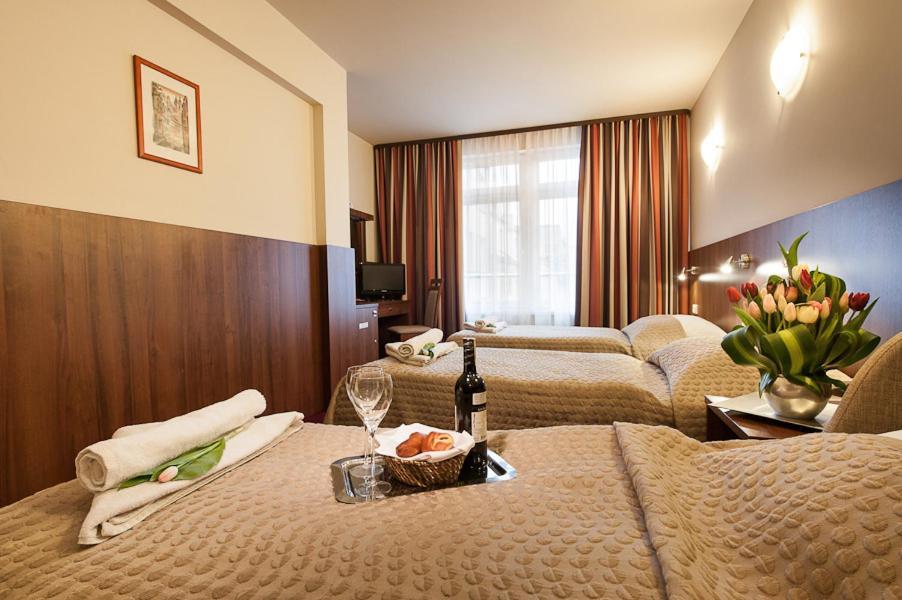 Hotel Alexander Cracovia Exterior foto