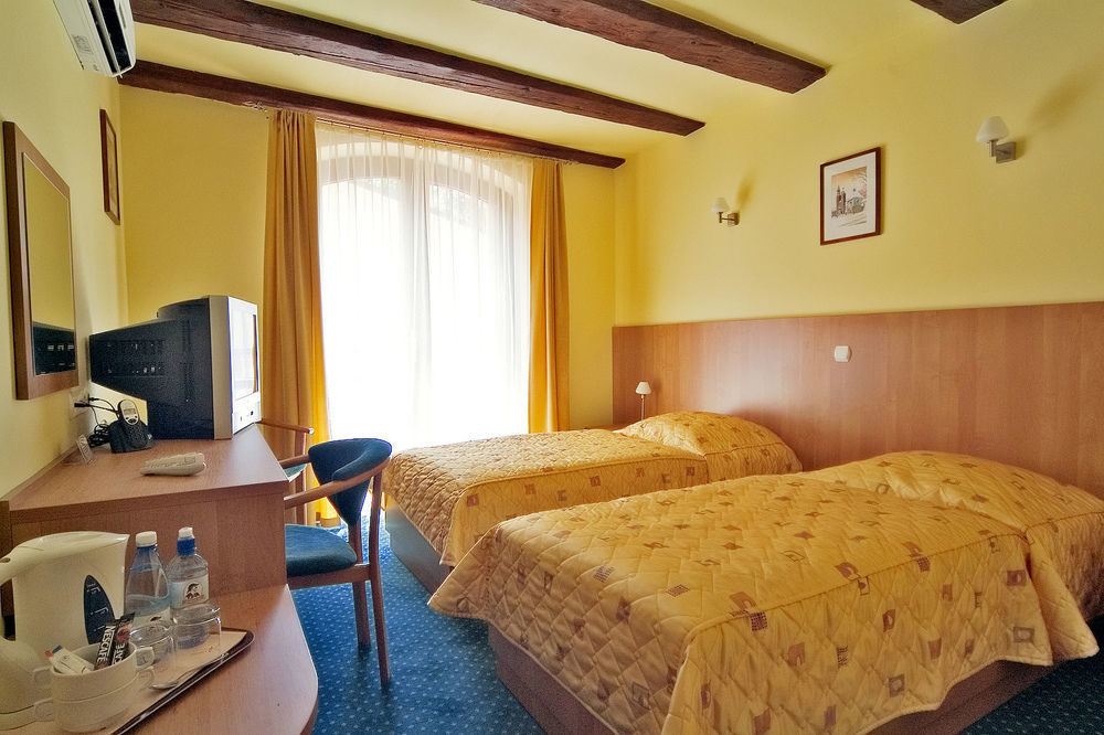 Hotel Alexander Cracovia Exterior foto